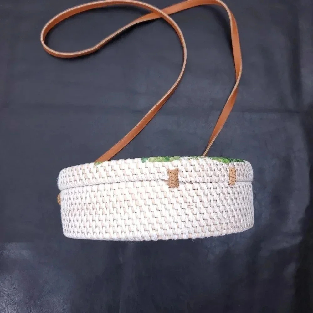 Sunflower 100% Rattan Round Crossbody Bag - Picture 3 of 8